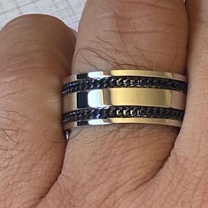 Men’s Stainless Steel Ring Size 11 Chain Link Detail Black & Silver